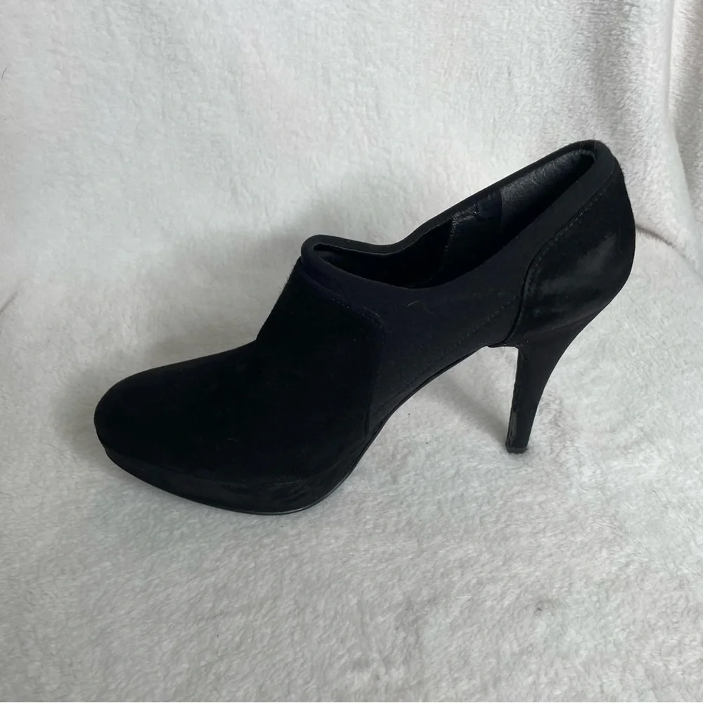 Stuart‎ Weitzman Hold Me Black Suede Platform Stiletto Ankle Bootie Size 6.5 M